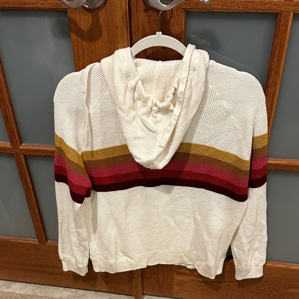 Faherty White Sweater with Red and Gold Stripes - Picture 4 of 7